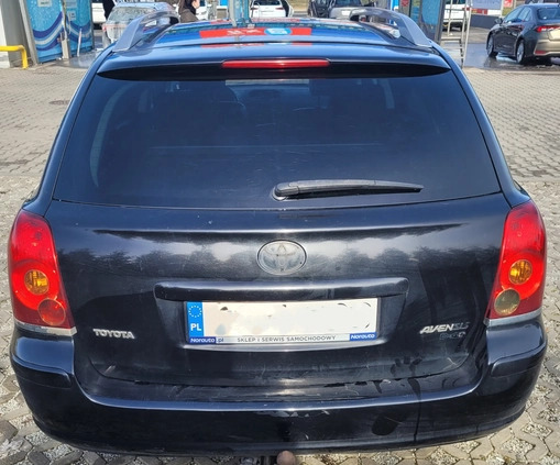 Toyota Avensis cena 10000 przebieg: 314215, rok produkcji 2005 z Góra Kalwaria małe 79